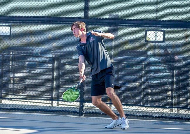 Photo Courtesy: Daves Sports Image